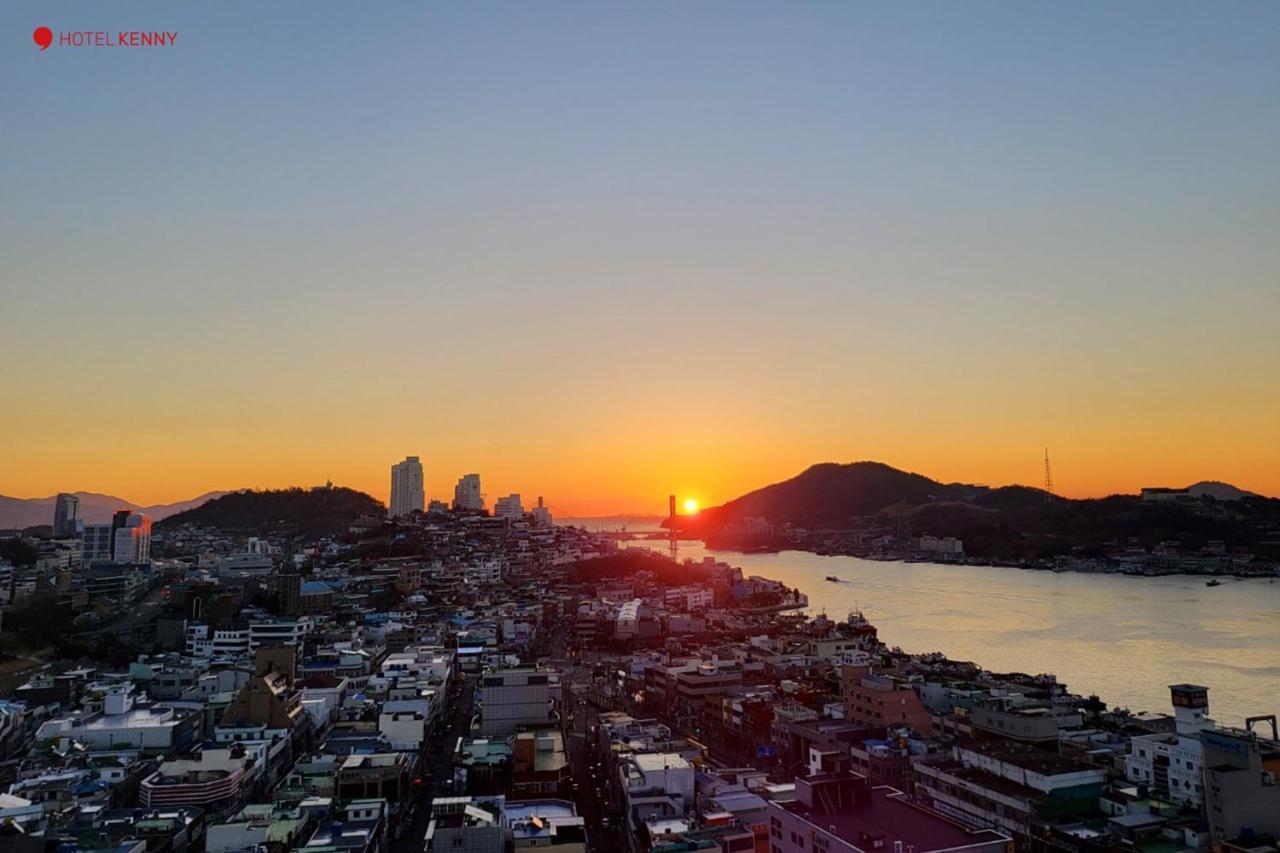 Hotel Kenny Yeosu Exterior photo
